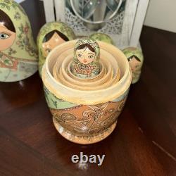 1994 8 Signed Pastel Colors High Gloss Russian Handmade 8 Pce Nesting Doll