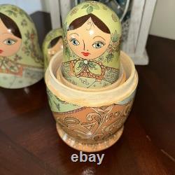 1994 8 Signed Pastel Colors High Gloss Russian Handmade 8 Pce Nesting Doll