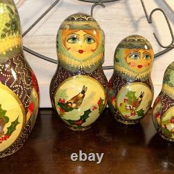 1994 Russian Matryoshka Nesting Dolls Holiday Birds w / Holly 10 Pce 10 Tall