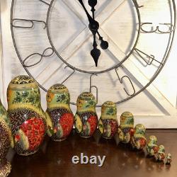 1994 Russian Matryoshka Nesting Dolls Holiday Birds w / Holly 10 Pce 10 Tall