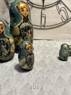 1995 Russian Matryoshka Nesting Dolls Hand Painted Set of 7 Christmas Folklore