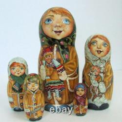 5p Handpainted Only one Russian Nesting Doll Girls with her Toys, Ivanova