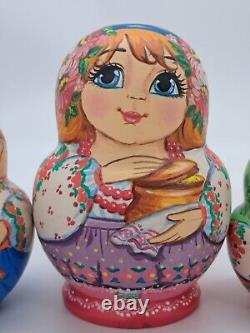 6 Art studio Nesting dolls Happy Ukrainian family Matryoshka 10 in 1 Wooden toy