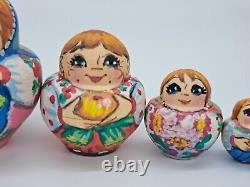 6 Art studio Nesting dolls Happy Ukrainian family Matryoshka 10 in 1 Wooden toy