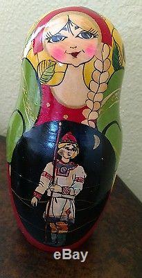 7 pc Unique Vintage Russian Matryoshka Nesting Dolls in Excellent Condition