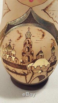 9 Pcs Russian Hand Painted Nesting Doll Magnificent Matryoshka MOSCOW SIGNED