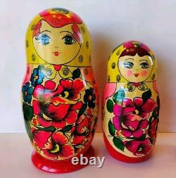 9 Russian Nesting Dolls 10.5 Tall Beautiful Excellent condition