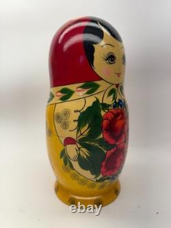 9 Wood Russian Nesting Dolls 8 Woman WithBaby with Red Flowers