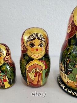 Artist RUSSIAN NESTING BABUSHKA DOLLS SET OF 5 SIGNED HAND PAINTED