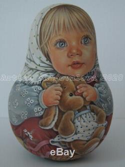 Author's 1 kind russian roly poly nesting matryoshkas dolls Artist Usachova