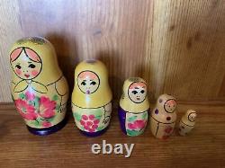 BEPE3KA 5 Doll Russian Nesting Doll Set, Handpainted, Made In Russia