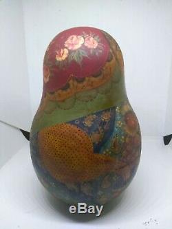 Beauitful Vintage Russian Roly Poly Matryoshkas Nesting Doll Hand Painted