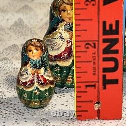 Christmas Evergreen Princess Russian 5 Pce Matryoshka Nesting Doll 6