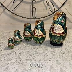 Christmas Evergreen Princess Russian 5 Pce Matryoshka Nesting Doll 6