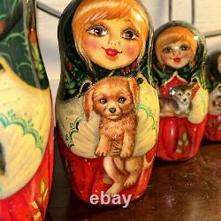 Christmas Puppies Russian Hand Painted Matryoshka 5 Pce Nesting Doll Signed