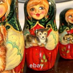 Christmas Puppies Russian Hand Painted Matryoshka 5 Pce Nesting Doll Signed