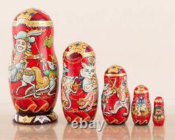 Christmas nesting dolls red and gold Nutcracker, Russian matryoshka