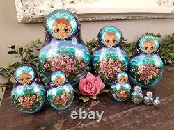 Exquisite Vintage Hand Painted Matryoshka Russian Wood Nesting Dolls Set of 9