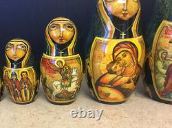 Fabulous Set Of 9 Vintage Well Painted Russian Matryoshka Nesting Dolls