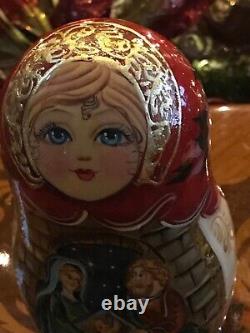 G. DeBrekht 5-Piece Russian Nested Doll Set