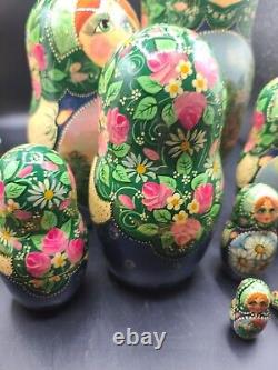 Gorgeous 10 Piece Nesting Dolls, Russian Landmarks all Hand Painted