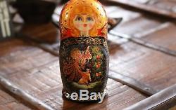 Hand Painted Matryoshka From Moscow 5 Piece Russian Nesting Wooden Doll
