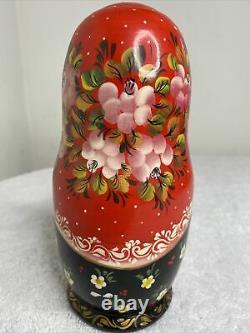 Hand Painted Russian Nesting Doll 5 Pc Set Family Village Life Scene