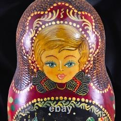 Hand Painted Russian Nesting Dolls Matryoshka Set of 5 Gold Ox Blood Folk Art