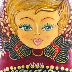 Hand Painted Russian Nesting Dolls Matryoshka Set of 5 Gold Ox Blood Folk Art