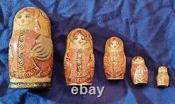 Hand Painted Vintage Lacquer Wood Russian Nesting Dolls Set of 5, 6 1/2
