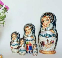 Handpainted Nesting dolls Winter Gift Matryoshka 8 1/4 5 pieces Russian dolls