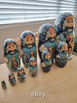 Incredible Vintage 10 PIECE! Wooden Russian Matryoshka Stacking Doll Set. Signed