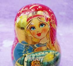 MATPEWKA Matryoshka Russian Nesting Dolls Set Handpainted Russia Princess Gold