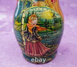 MATPEWKA Matryoshka Russian Nesting Dolls Set Handpainted Russia Princess Gold