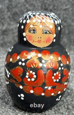 MATRYOSHKA Nesting Dolls Wood Black w Red & Gold Flowers 12 Pieces