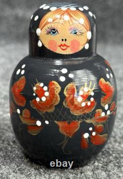 MATRYOSHKA Nesting Dolls Wood Black w Red & Gold Flowers 12 Pieces