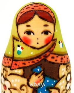 Martryoshka nesting dolls Babushka & Handkerchiefs Russian Blue Green 4 RYABOVA