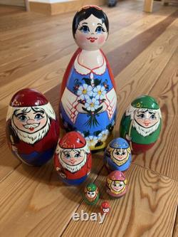 Matryoshka Cinderella Dwarf Hand-Painted Russian Nesting Doll Used