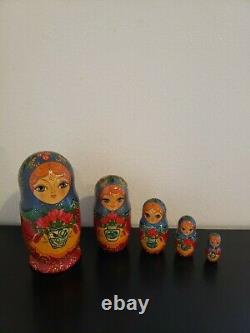Matryoshka Hand Painted Signed Nesting 7 1/2' Doll 5 Pieces Moscow Kiberova