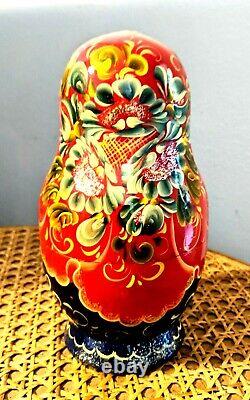 Matryoshka Nesting Doll Hand Painted Signed red Russian 5 Piece