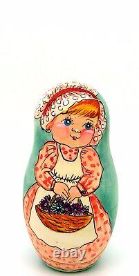 Matryoshka Russian nesting dolls Vintage Postcards Girls MATT 5 SEMYONOVA signed