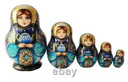 Mini Russian Nesting dolls stacking Emboîtables Matryoshka Painted At Hand