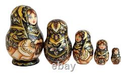 Mini Russian Nesting dolls stacking Emboîtables Matryoshka Painted At Hand By