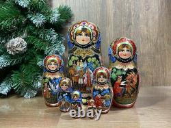 Nesting Doll, 5 pieces, Matryoshka Russian Nesting doll, Babushka doll