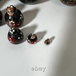 Nesting Dolls Matryoshka Wood Black w Red & Gold Flowers 12 Pieces