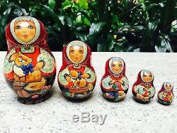 ONE OF A KIND! Russian Nesting Doll Young Girl & KittensSigned By Famous Artist