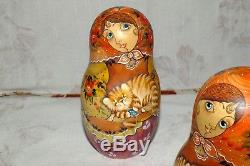RUSSIAN wood HAND PAINTED signed 1995 NESTING DOLLS woman cat SET 7 PIECE EXC