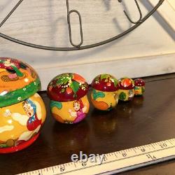 Rare Mushroom Shaped Fairytale Russian Matryoshka Nesting Doll 5 Pce Signed