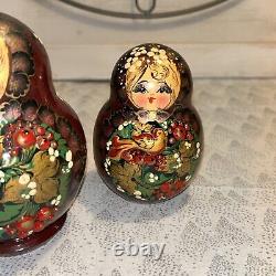 Rare Russian French Hen Embossed Matryoshka Nesting Doll 9 Pce