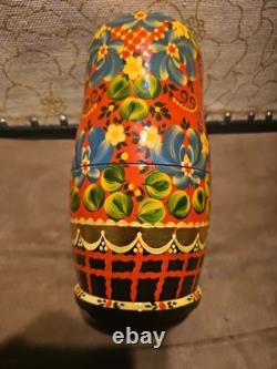 Rare Russian Hand Painted 10 Pieces Nesting 10 Dolls